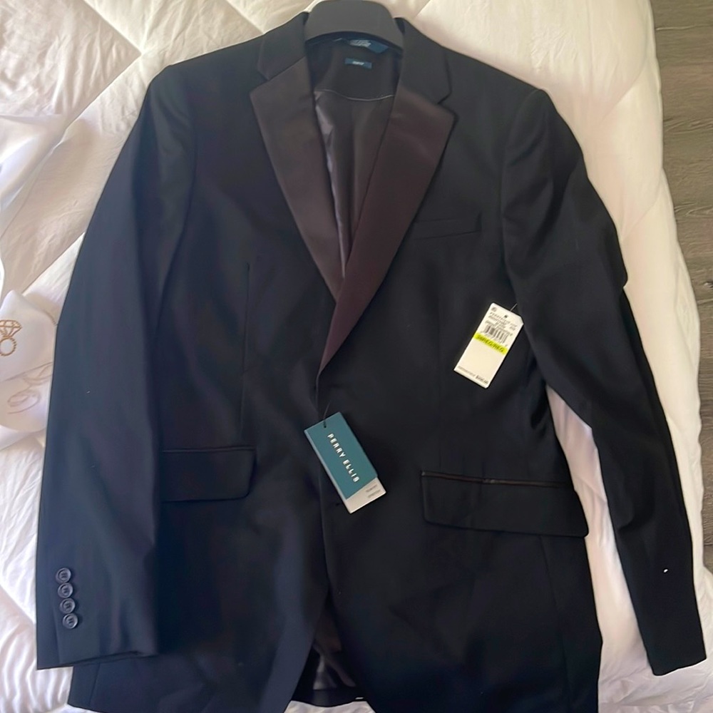Perry Ellis Slim Fit Stretch Tuxedo Jacket Size:38R